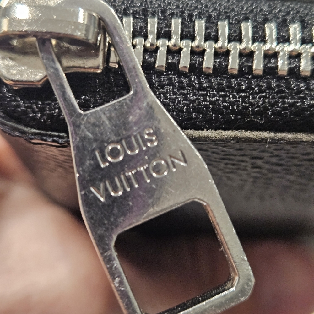 Louis Vuitton Damier Graphite Gray Wallet - Picture 3 of 6